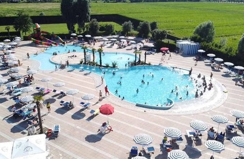 Caorle House | Mobilehome with pools for young and old