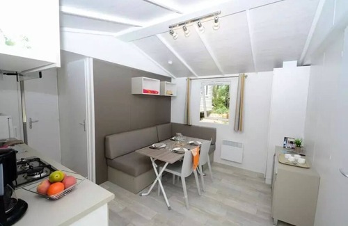 Saint-Paul-en-Foret House | Mobilhome Comfort 29m2 - 2 Erwachsene und 3 Kinder mit Klimaanlage 5 Personen