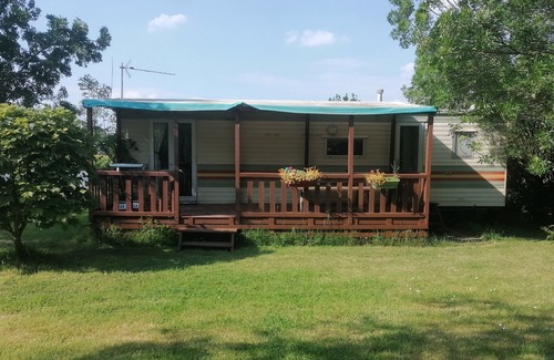 Puyravault House | Mobilhome Dans un Cadre Paisible de 3 Hectares