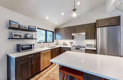 Ketchum Condo | Mod 1BD West Ketchum Condo - near downtown & Sun Valley ski lifts