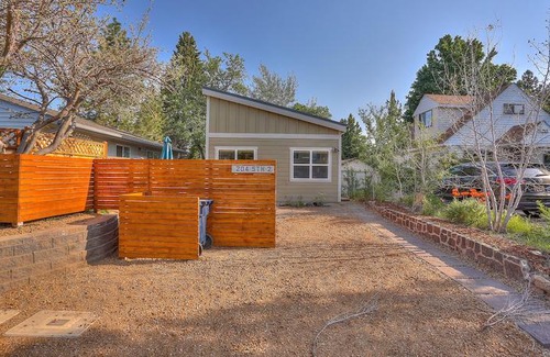 Larkspur House | Mod Pod