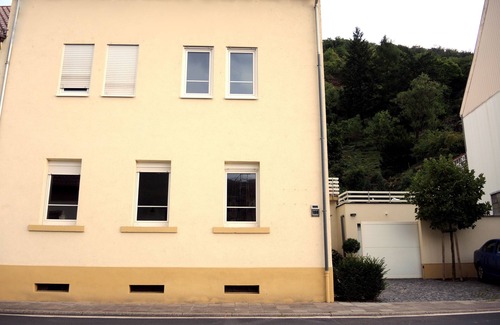 Neustadt-Stadtmitte Apartment | Modern apartment - Neustadt/Weinstraße Stadt