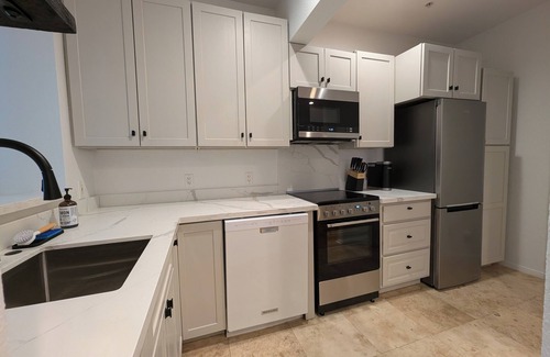 Encinitas Apartment | Modern 1-bedroom apartment in quiet neighborhood in charming Encinitas