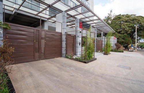 Kilimani Apartment | Modern 1-Bedroom Apartment, with heated pool