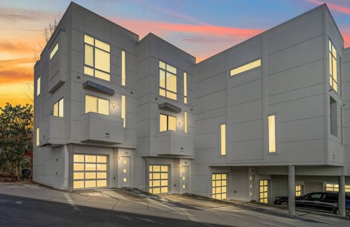 Wesley Heights House | Modern 1-BR Condo — Stylish Stay Near Uptown CLT!
