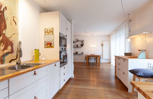Weiherfeld Apartment | Modern 100 sqm apartment with terrace in a preferred residential area