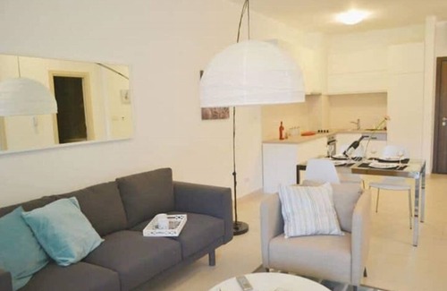 Donji Morinj Apartment | Modern 1BR apartment Lavandernn