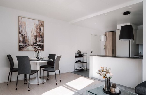 Hietalahti Apartment | Modern 1BR Apartment with Balcony at Helsinki City Centre