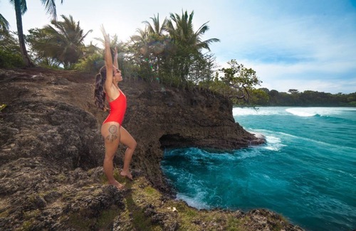 Carenero Island Apartment | Modern 1BR ❤️Ocean, Jungle, Sunsets + Walk to Surf