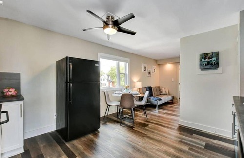 Vanier North Apartment | Modern 1BR with King Bed - Near Downtown Ottawa!