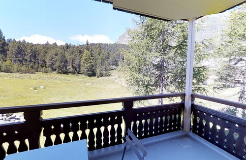 Maloja Apartment | Modern 2 1/2 room apartment in the first floor about 60m2.