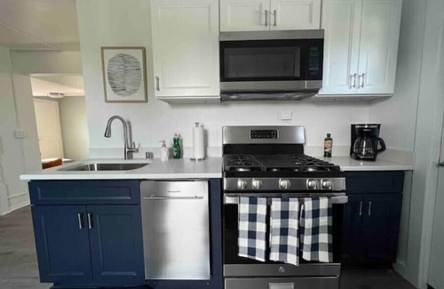 Bay View House | Modern 2-bed upper flat in heart of Bay View