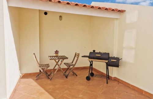 Parque das Nacoes Apartment | Modern 2-Bedroom Apt Close to Lisbon Airport, Metro & Near Parque das Nações