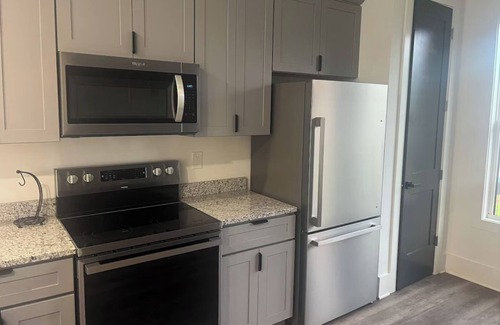 Dalton Condo | Modern 2 Bedroom Condo steps away from Downtown Dalton