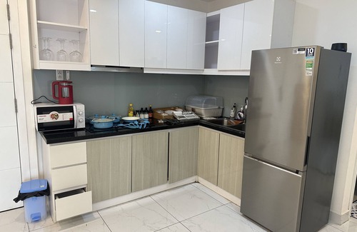 District 3 Apartment | Modern 2BR Condo at Terra Royal 10m to Bến Thành market, 10m to Airport