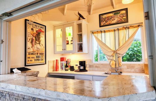 Arawak Hill House | Modern 2BED 2BTH Hideaway in New Westerhall Point, Petit Calivigny