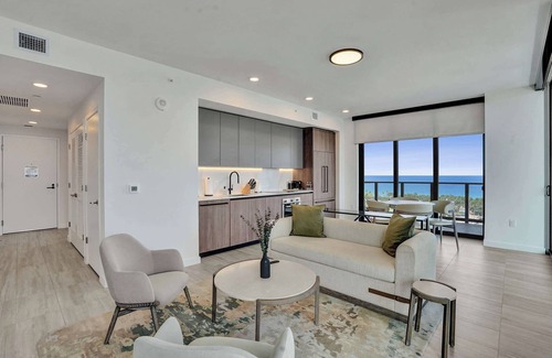 North Beach Condo | Modern 2BR/2 BA with Ocean Views | Prime Miami Beach Stay