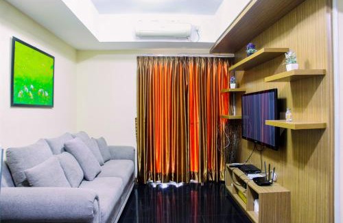 Karet Apartment | Modern 2BR at The Wave Epicentrum Apartment near Kuningan By Travelio