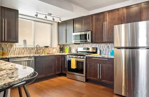 Central West End Condo | Modern 2BR Designer CWE Condo/ABODEbucks
