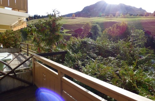 Le Grand-Bornand Apartment | Modern 2BR + Mountain Alcove, 43m², Garage - Sleeps 6, Near Ski Slopes and Shops