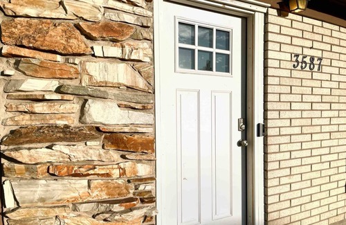 West Valley City House | Modern 2BR Retreat | Sleeps 6 | Near SLC