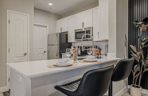 McDowell Mountain Apartments Apartment | Modern 2BR Retreat Pool Gym Free Parking