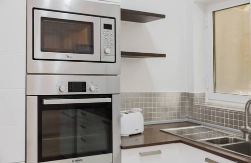 Bugibba Apartment | Modern 3-bedroom, 2-bathroom apartment in the heart of Bugibba, just 1 minute from the beach. Features a fully equipped kitchen, fast Wi-Fi, A/C, Smart TV, and all essentials including towels, linen, washer, dryer, and coffee machine !