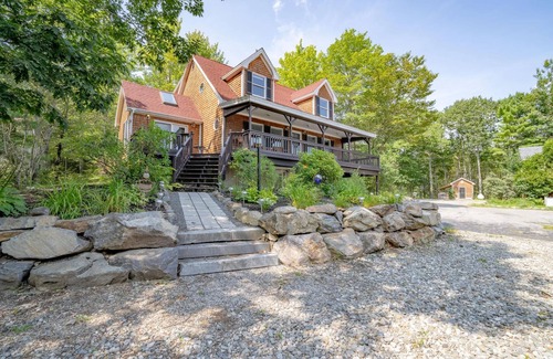 Bucksport Villa | Modern 3BR/2BA Home with Stunning Ridge Views & Private Hot Tub