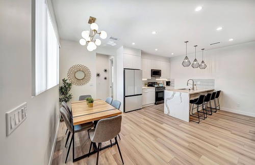 Reseda House | Modern 3BR W/King Bed, Gated Pool & BBQ Oasis