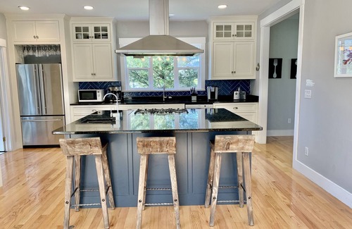 Oak Bluffs House | Modern 4 bed/3.5 bath Farmhouse, private HEATED POOL and AC on bike path
