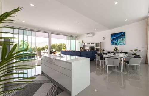 Khao Tao Villa | Modern 4 Bedroom Private Pool Villa (KH-A2)