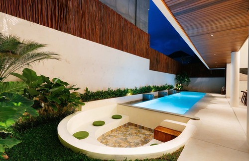 Kartika Plaza Villa | Modern 4 BR Luxury Villa in the Heart of Kuta