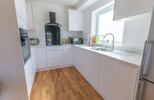 Brighton House | Modern 4Bed Seaside Escape * With Parking*