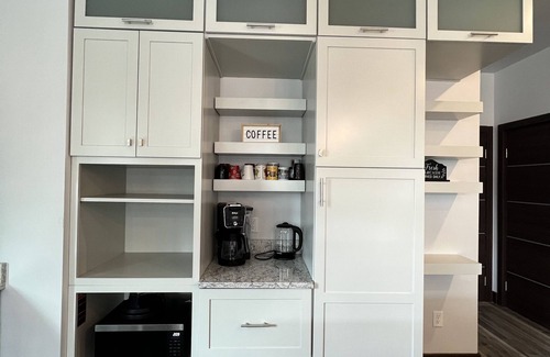 Great Falls House | Modern 5bd mins from downtown