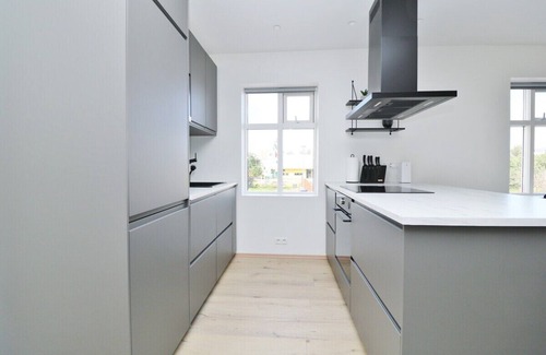 City Center House | Modern 5bdr. centrally located by the harbor