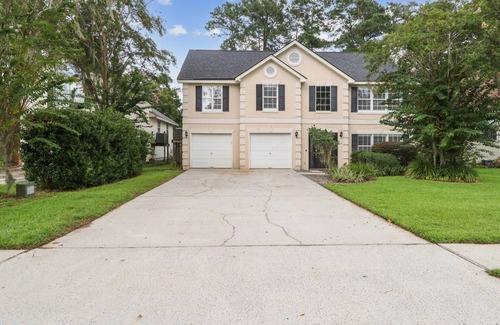 Savannah House | Modern 5BR Home I GameRoom & Workspace