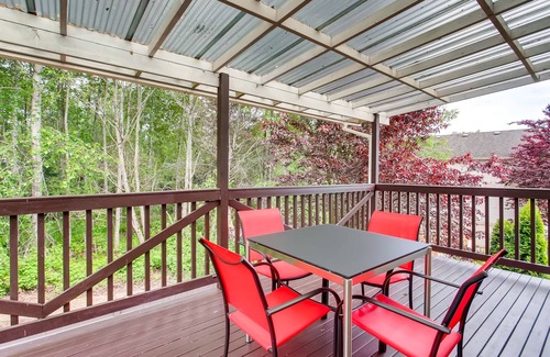 Picnic Point-North Lynnwood House | Modern A/C Home-close to Seattle,Boeing,Snohomish Weddings.Large yard w/firepit