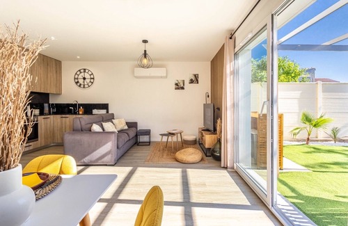 Villenave-d'Ornon House | Modern air-conditioned house with garden!