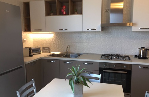 Quartu Sant'Elena House | Modern and bright, a stone's throw from the sea
