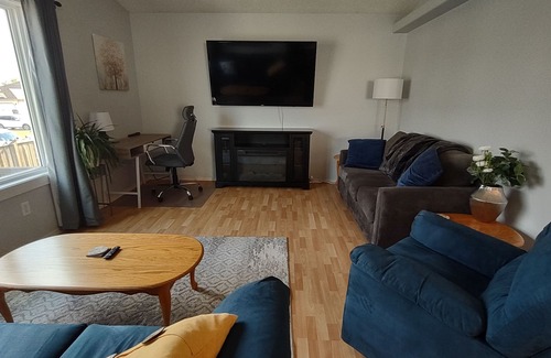 Grande Prairie House | Modern and Bright 2 Bedroom Suite