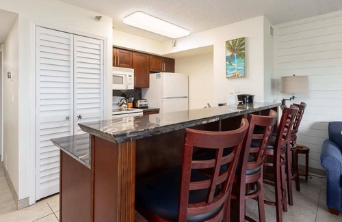 Tavernier Condo | Modern and Coastal Ocean Pointe 2307