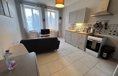 Contrexeville Apartment | Modern and comfortable furnished apartment in Contrexéville in a green setting