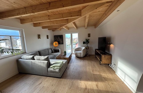 Bad Doberan Apartment | Modern and comfortable apartment with 2 bedrooms, tower room and balcony.