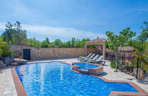 Nova Vas Other | Modern and comfortable apartment for 5 persons, with shared pool and garden