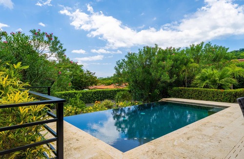 Brasilito House | Modern and contemporary home with private pool-in the Mar Vista gated community!