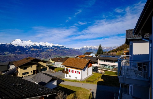Triesenberg Apartment | Modern and cosy 5 rooms penthouse with stunning view