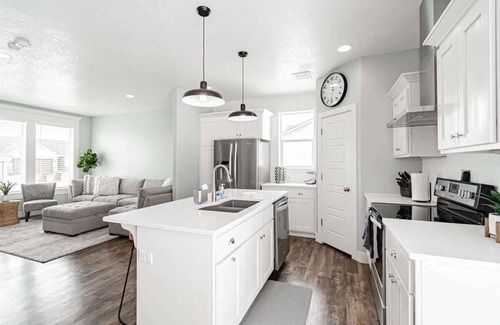 Pocatello House | Modern and cozy family home with 3 bedrooms