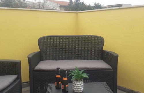 Cabras Apartment | Modern and Cozy Holiday Home 5 min from the nearest beach