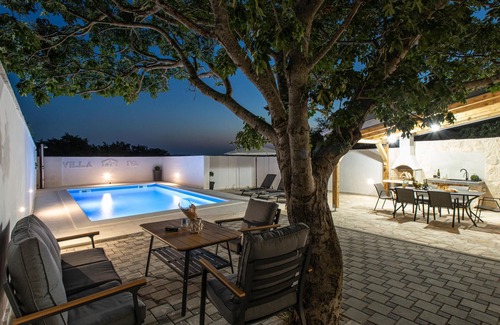 Rastevic House | Modern and family friendly vacation home with swimming pool in the village of Rastevic.