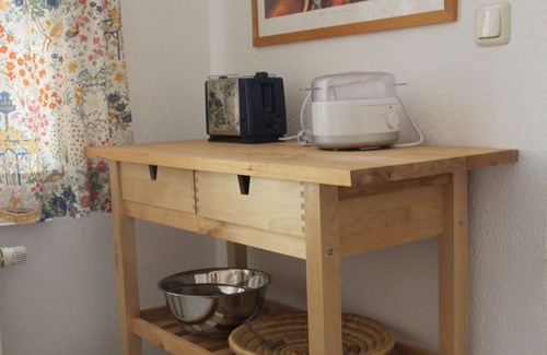 Mockern Apartment | Modern and friendly 3-bedroom apartment with beautiful garden